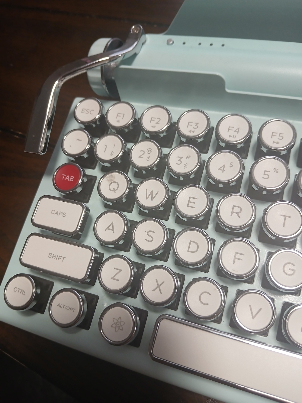 Mint Blue Retro-Style Round-Key Notebook Keyboard - Picture 5 of 6